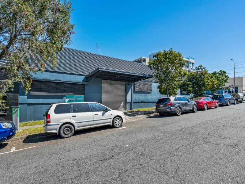 15 Overend Street, East Brisbane QLD 4169