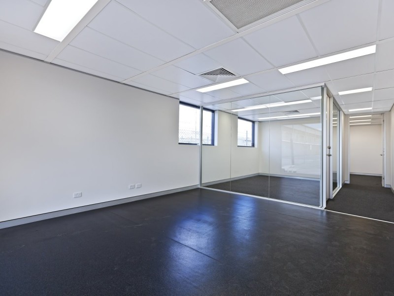 108 Grindle  Road, Rocklea QLD 4106