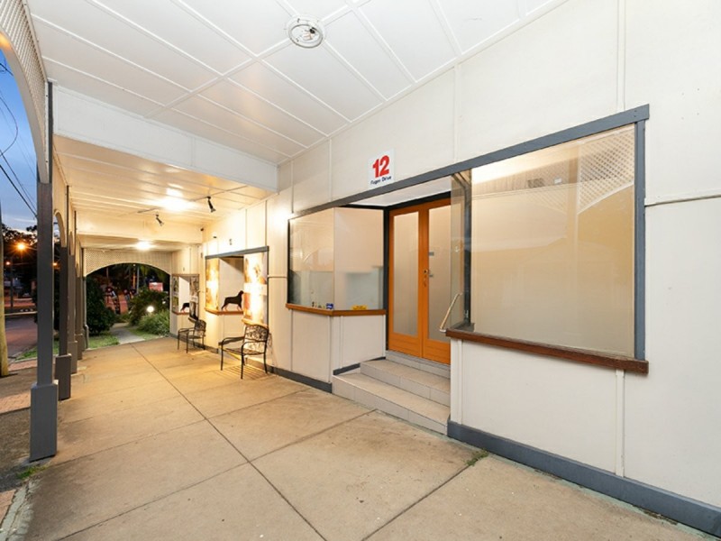 10 Fegen Drive, Moorooka QLD 4105