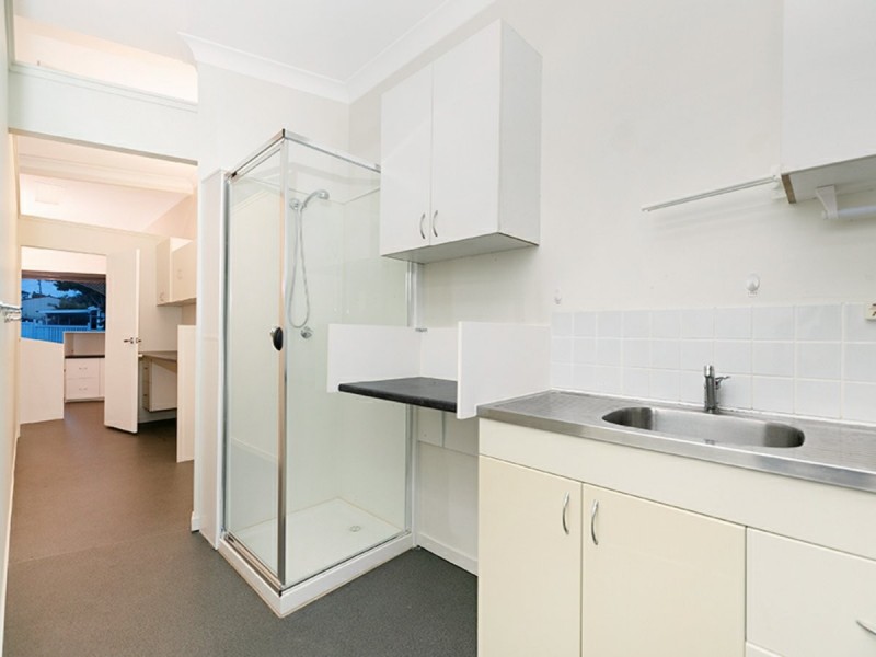 10 Fegen Drive, Moorooka QLD 4105