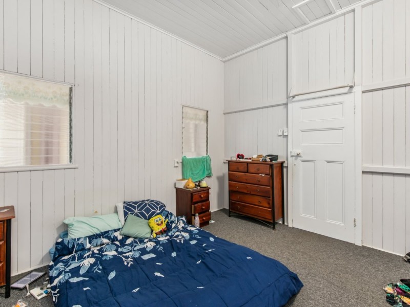 4 & 6 Rowland Street, North Ward QLD 4810