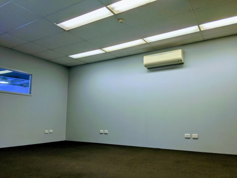 1/2 Elderslie Road, Yatala QLD 4207