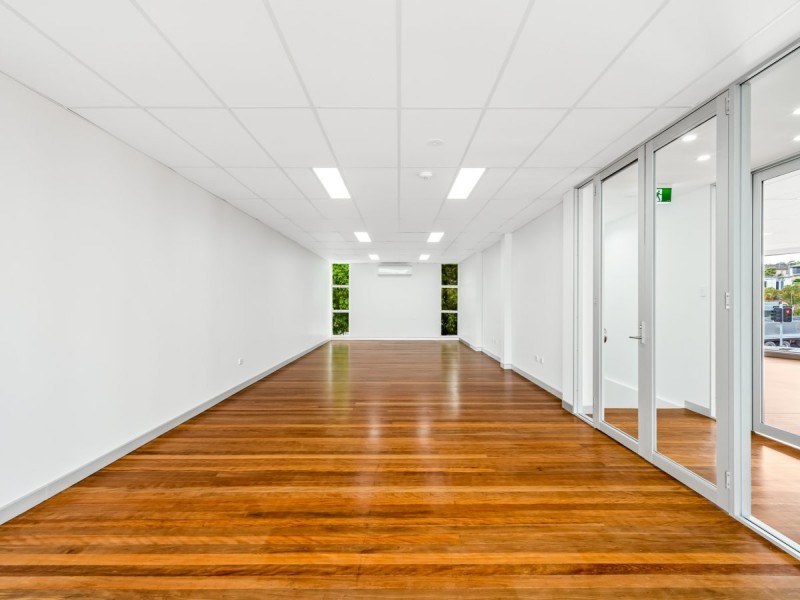1412 Logan Road, Mount Gravatt QLD 4122