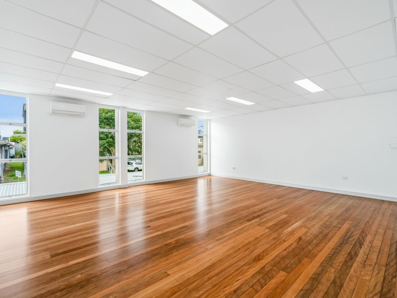 1412 Logan Road, Mount Gravatt QLD 4122