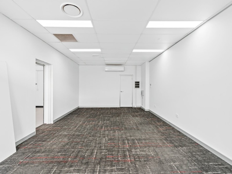 1412 Logan Road, Mount Gravatt QLD 4122
