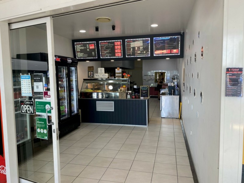 1/349 Esplanade, Scarness QLD 4655