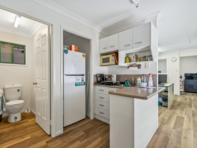 3 Monique Court, Raceview QLD 4305