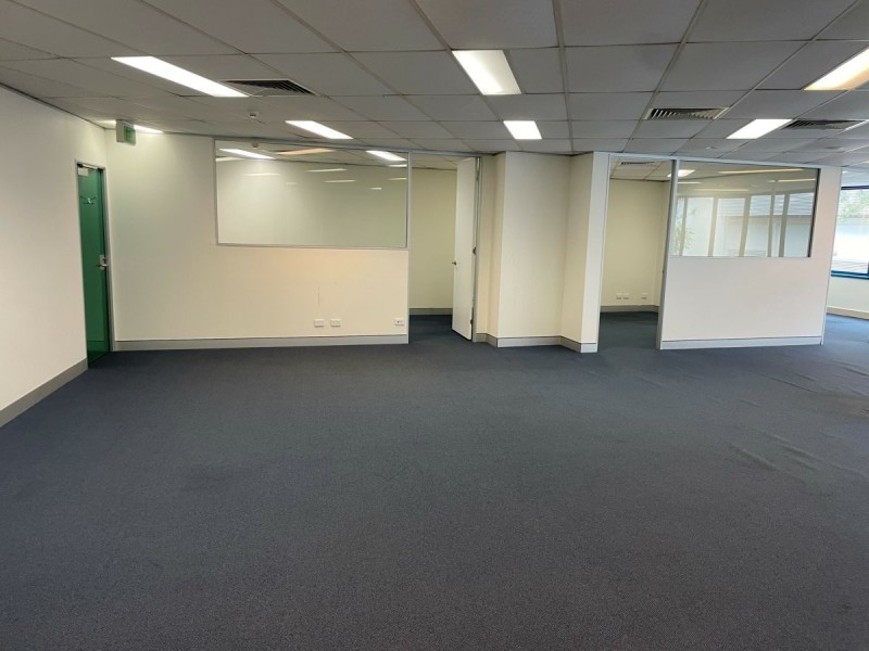 17 Mount Gravatt Capalaba Road, Upper Mount Gravatt QLD 4122
