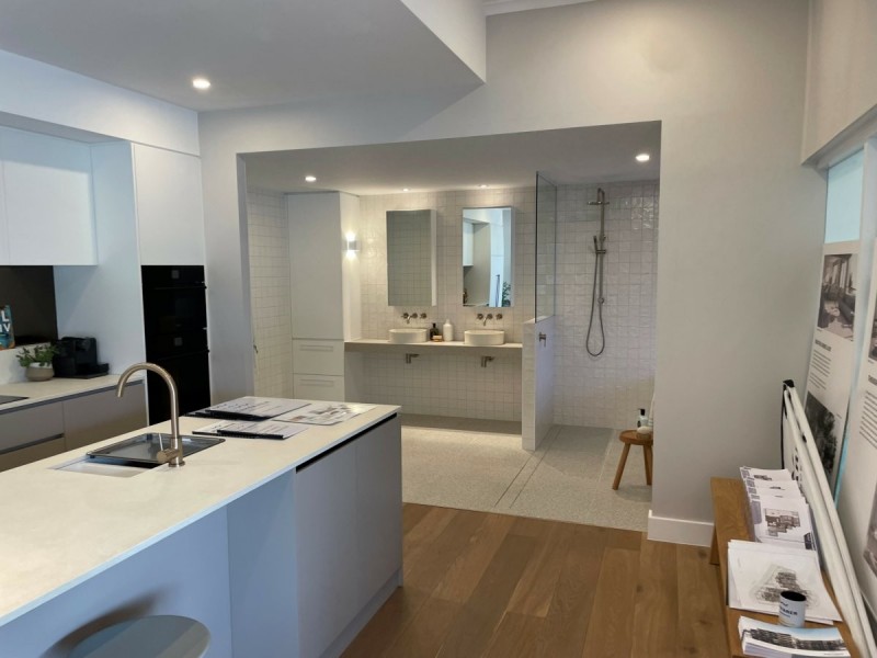 Shop 4/160 Broadwater Terrace, Redland Bay QLD 4165