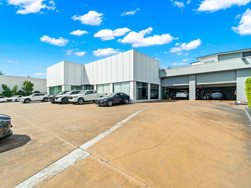 1291 Logan Road, Mount Gravatt QLD 4122