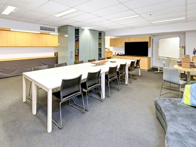 21 Sanders Street, Upper Mount Gravatt QLD 4122