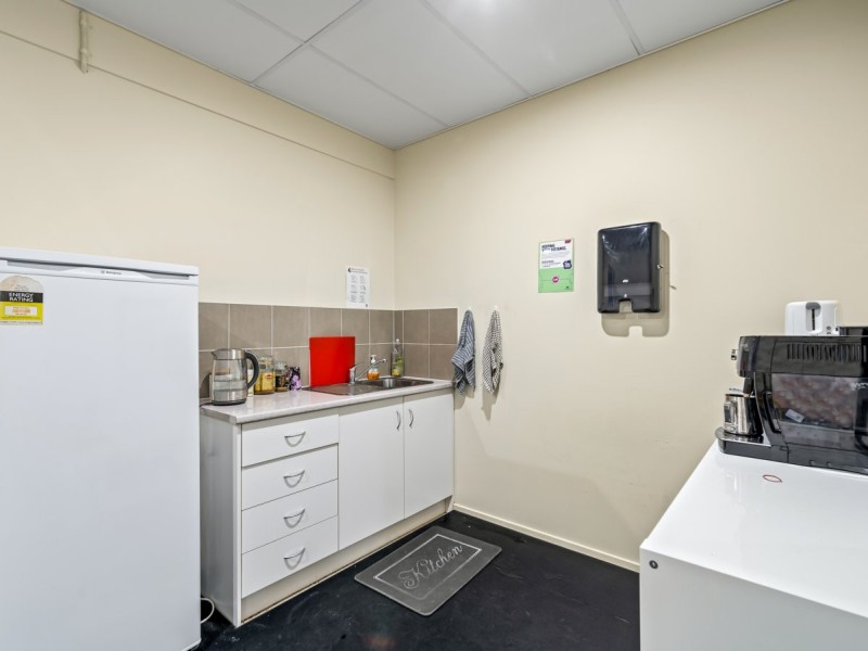 27/20-22 Ellerslie Road, Meadowbrook QLD 4131