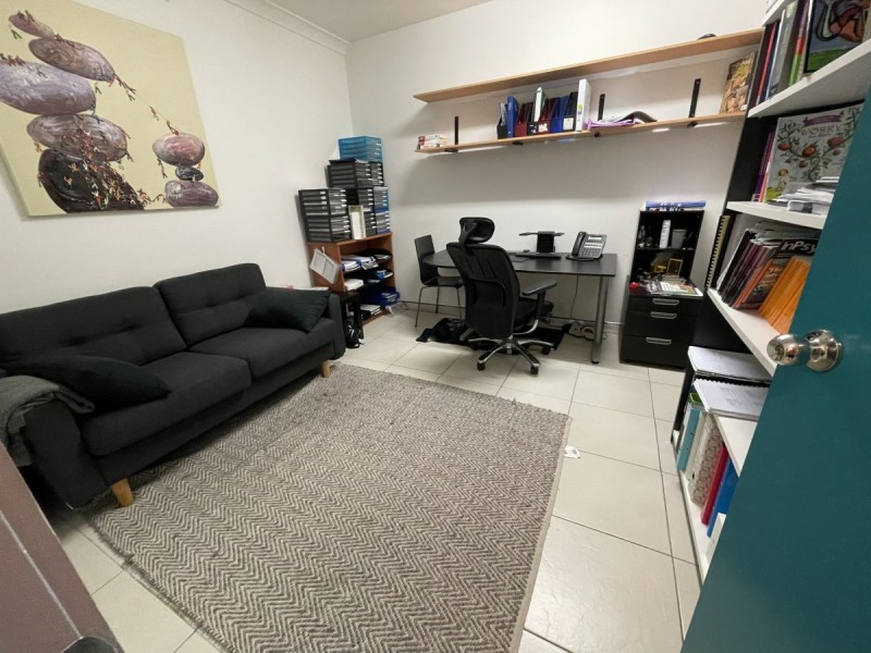 85-89 Coronation Road, Hillcrest QLD 4118