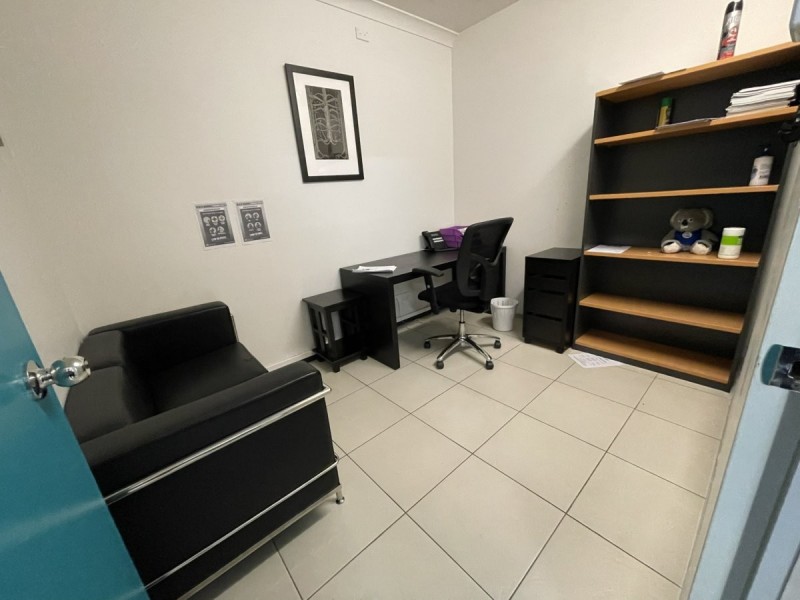 85-89 Coronation Road, Hillcrest QLD 4118