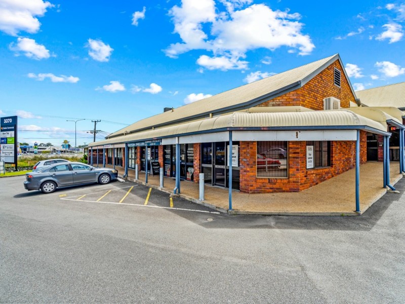 Unit 1-5 3370 Pacific Highway, Springwood QLD 4127
