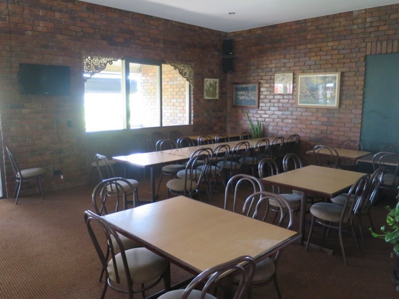 Unit 1-5 3370 Pacific Highway, Springwood QLD 4127