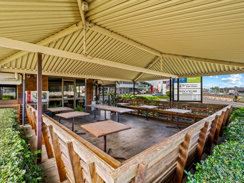 Unit 1-5 3370 Pacific Highway, Springwood QLD 4127