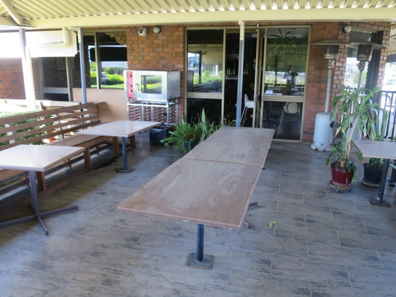Unit 1-5 3370 Pacific Highway, Springwood QLD 4127