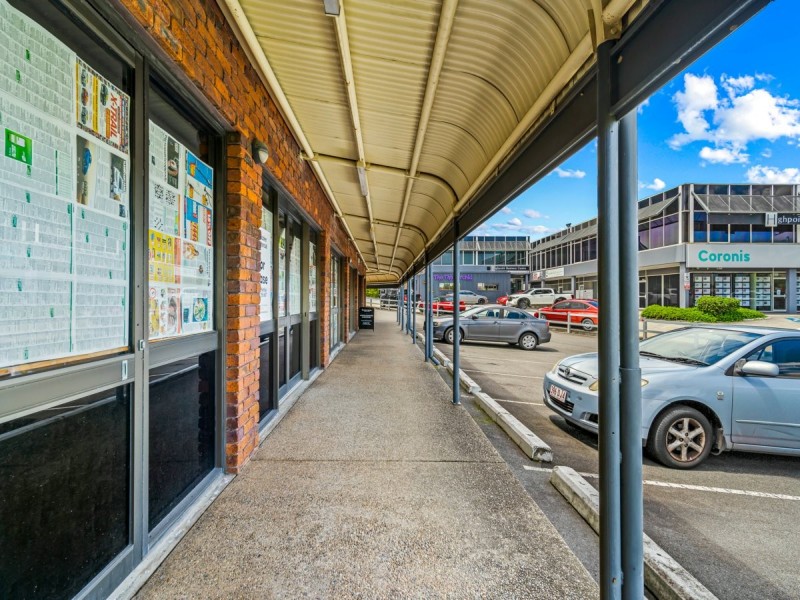 Unit 1-5 3370 Pacific Highway, Springwood QLD 4127