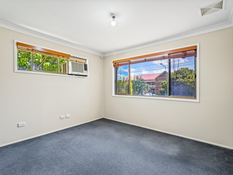 21 Vanessa Boulevard, Springwood QLD 4127