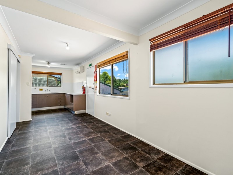 21 Vanessa Boulevard, Springwood QLD 4127