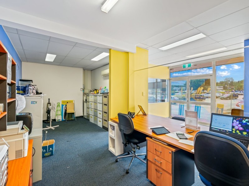 93-95 Grand Plaza Drive, Browns Plains QLD 4118