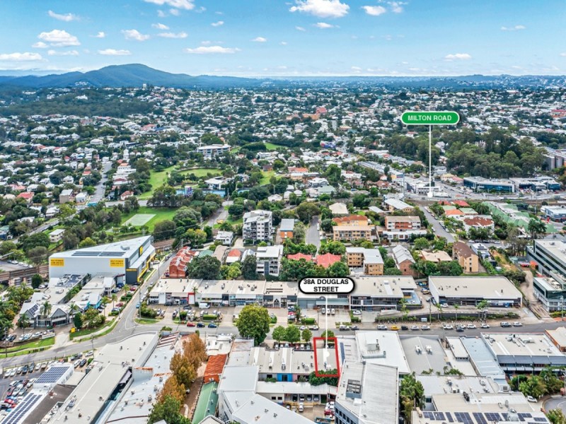 38a Douglas Street, Milton QLD 4064