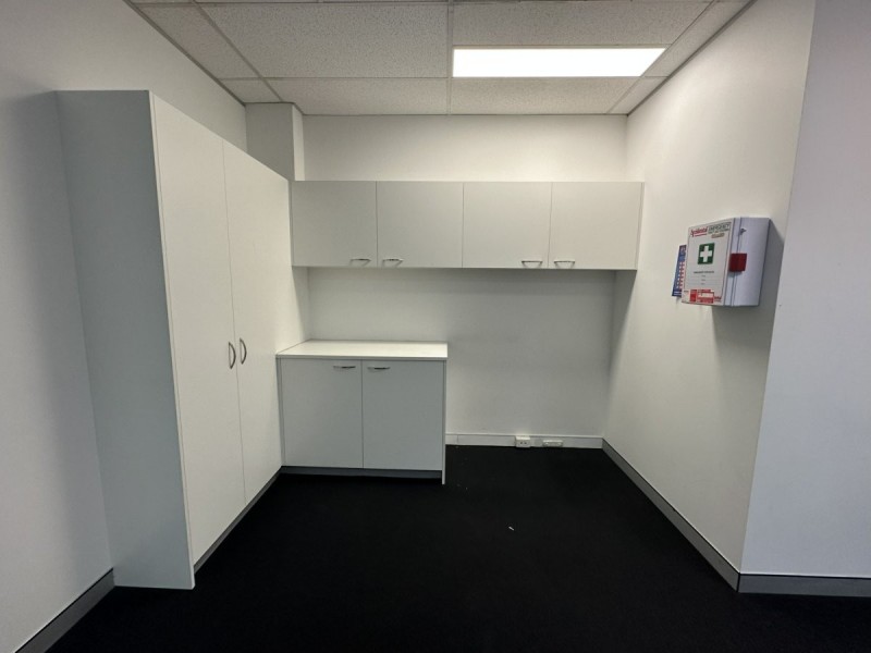 2020 Logan Road, Upper Mount Gravatt QLD 4122