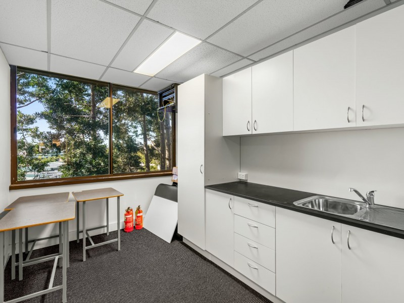 2092 Logan Road, Upper Mount Gravatt QLD 4122