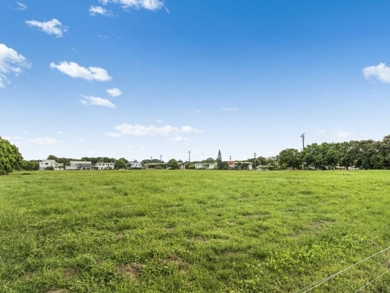 69,71,77-8 Mcilwraith Street, Ingham QLD 4850