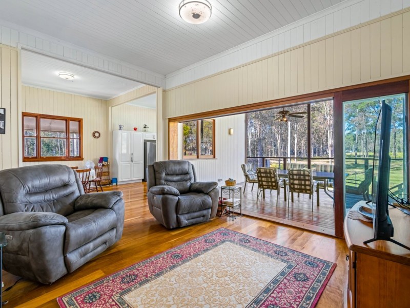 132 Zipfs Road, Alberton QLD 4207