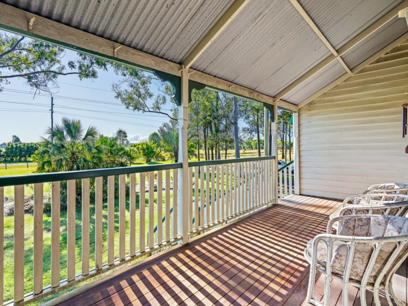 132 Zipfs Road, Alberton QLD 4207
