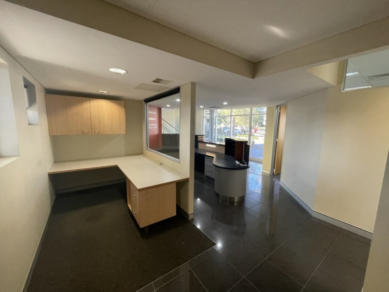 2404 Logan Road, Eight Mile Plains QLD 4113