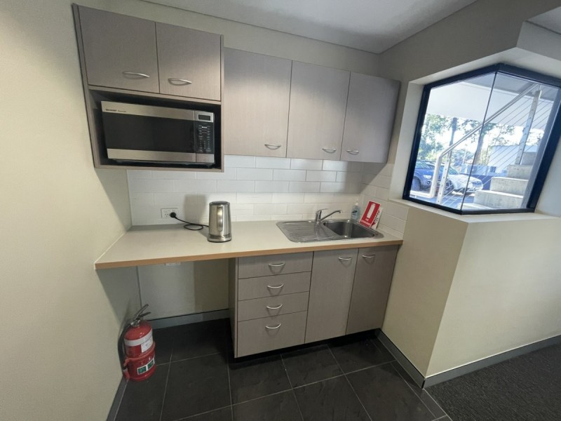 2404 Logan Road, Eight Mile Plains QLD 4113