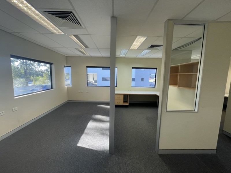 2404 Logan Road, Eight Mile Plains QLD 4113