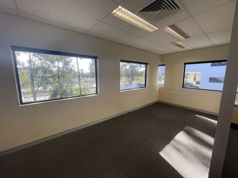 2404 Logan Road, Eight Mile Plains QLD 4113