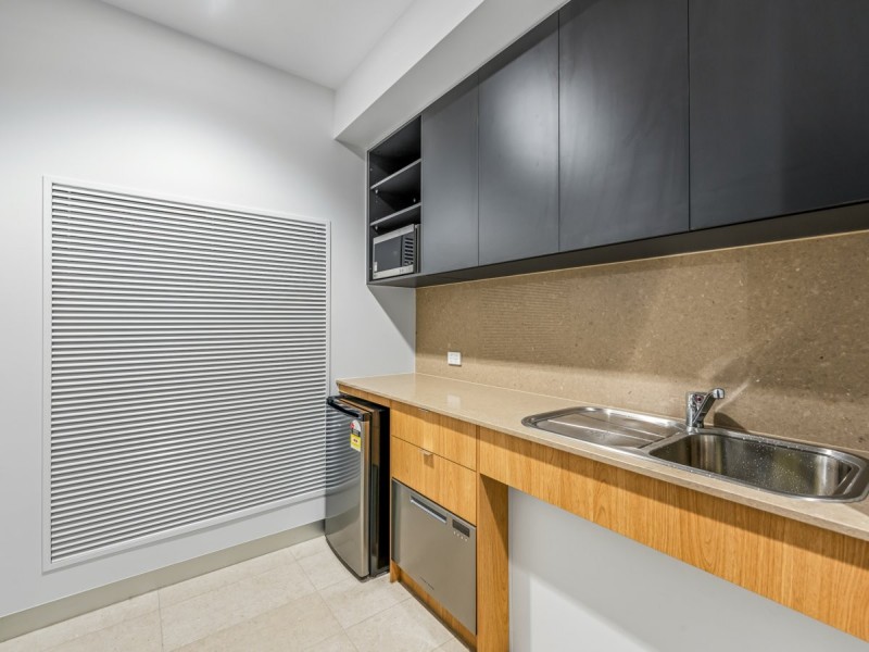 302/2 Wellness Way, Springfield QLD 4300