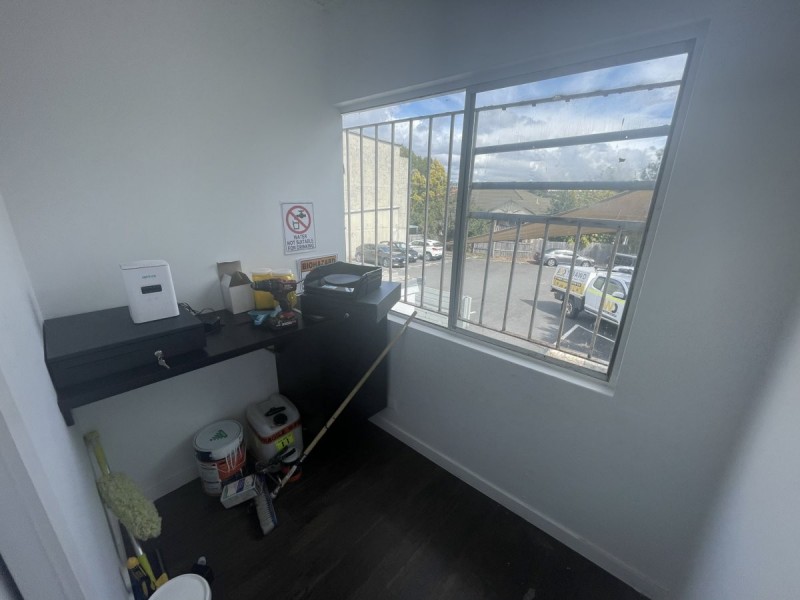 627 Logan Road, Greenslopes QLD 4120