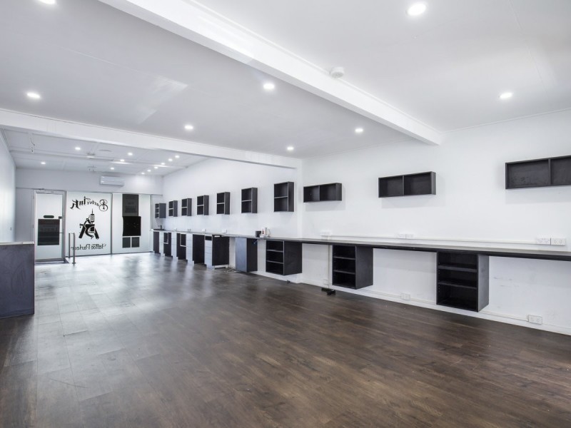 627 Logan Road, Greenslopes QLD 4120