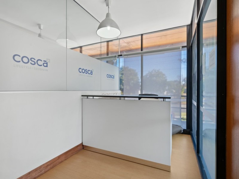 35 Vanessa Boulevard, Springwood QLD 4127