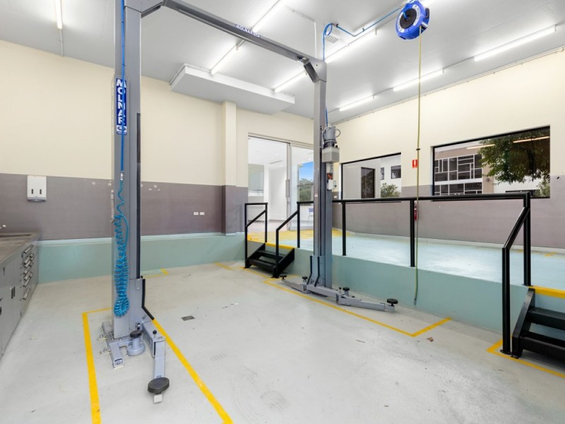 Building/7/2728 Logan Road, Eight Mile Plains QLD 4113