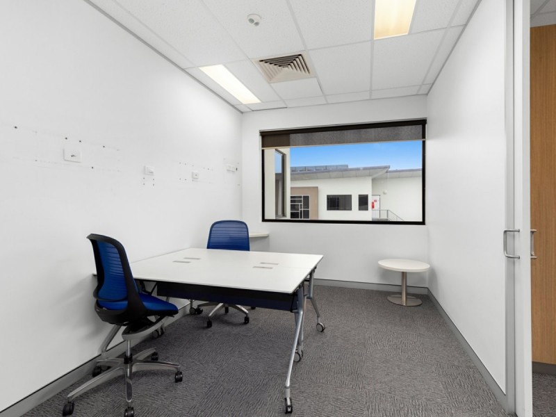 Building/7/2728 Logan Road, Eight Mile Plains QLD 4113