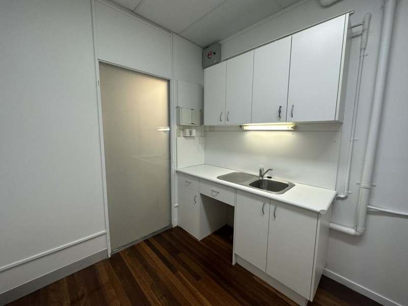 1407 Logan Road, Mount Gravatt QLD 4122