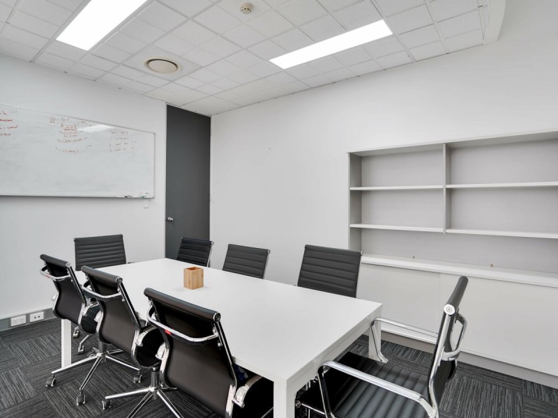 433 Logan Road, Greenslopes QLD 4120