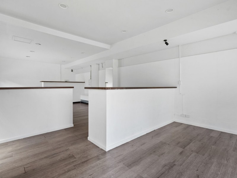 4/360 Logan Road, Greenslopes QLD 4120