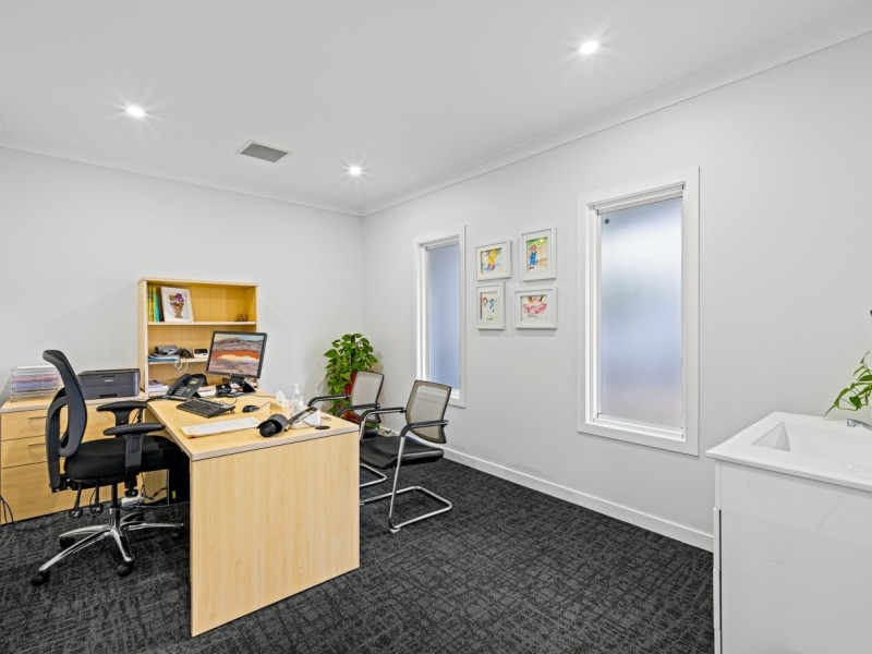 51 Cinderella Drive, Springwood QLD 4127