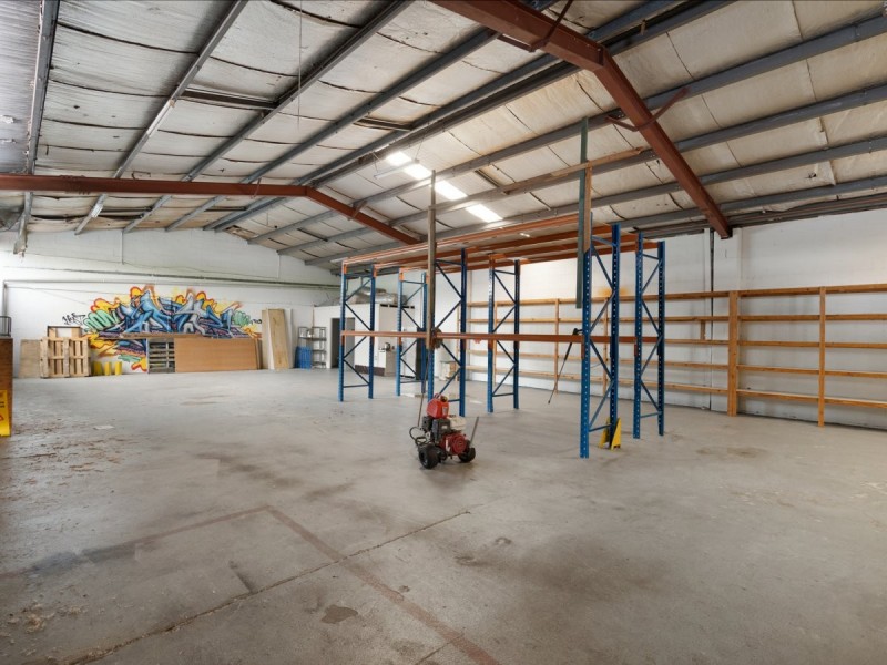 2/3366 Pacific Highway, Springwood QLD 4127