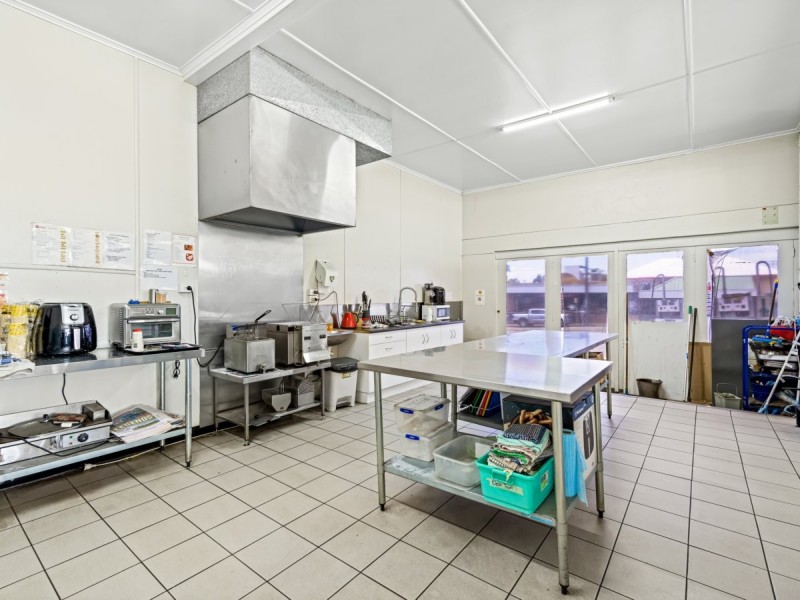 91 Railway Street, Gatton QLD 4343