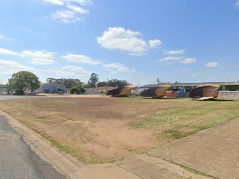 21-23 Stolzenberg Street, Kingaroy QLD 4610