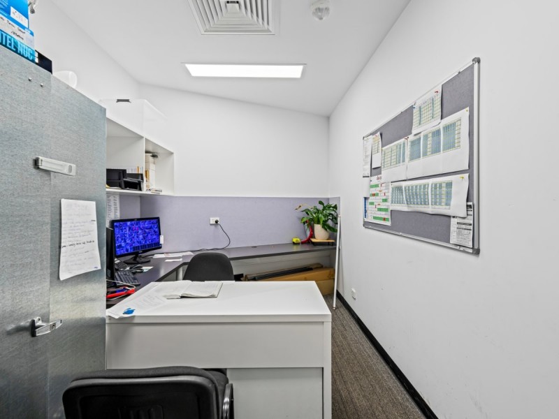 3A, 4 & 5 Ross Court, Cleveland QLD 4163